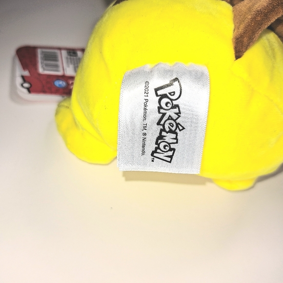 Pokemon Seasonal Christmas Holiday Pikachu Star Hat Plush 8" - Picture 5 of 7